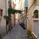 Les Iles D' Or