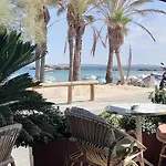 Les Iles D' Or Apartamento *