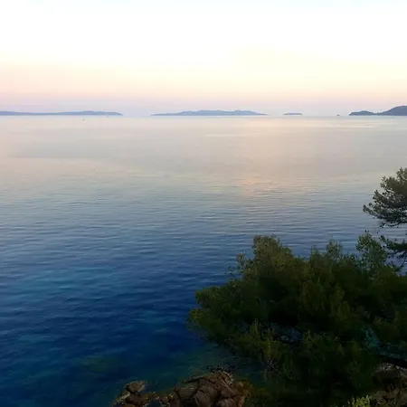 Les Iles D' Or