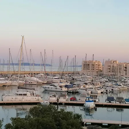 Les Iles D' Or Διαμέρισμα *